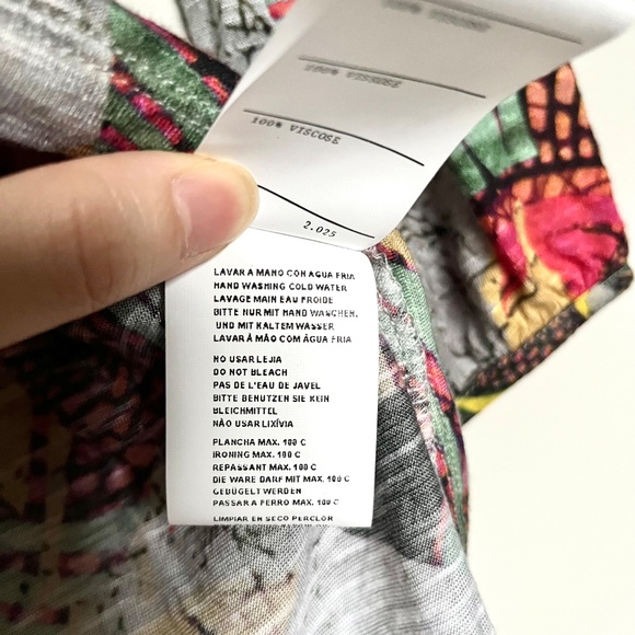 Anthropologie Cap Juluca Aldo Martins Artsy Floral Print Fringe V-neck Tee US 6 - Picture 6 of 10